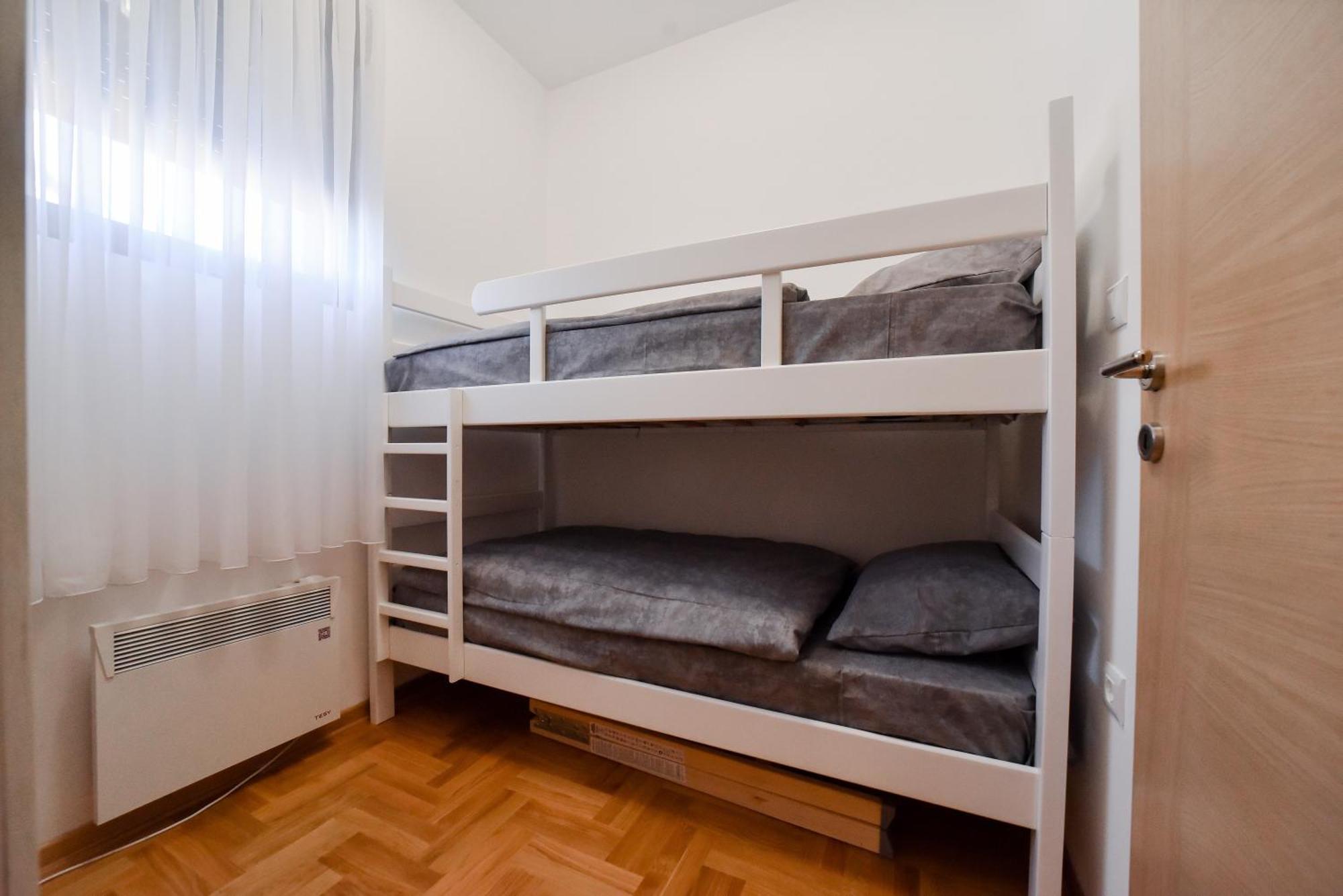 West S3 Apartment